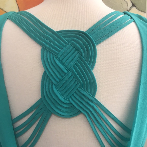 Ladies green top with gorgeous back detail size S - Picture 3 of 6